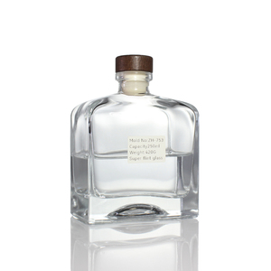 Phổ biến nhất rỗng hình vuông rượu tinh thần 250ml 500ml siêu Flint Kính Vodka Gin Whisky Tequila chai với nút chai - Product Image 1