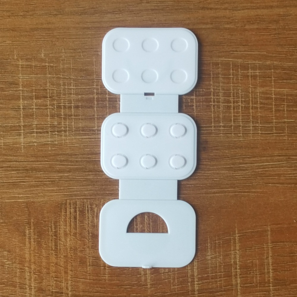 white 6-piece cardboard