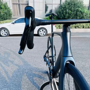 Xe đạp đua đường trường sợi carbon KOZO Factory Direct 700C, hệ thống chuyển <span class=keywords><strong>t</strong></span>ốc điện 24 <span class=keywords><strong>t</strong></span>ốc độ, phanh đĩa thủy lực, nhẹ - Product Image 2