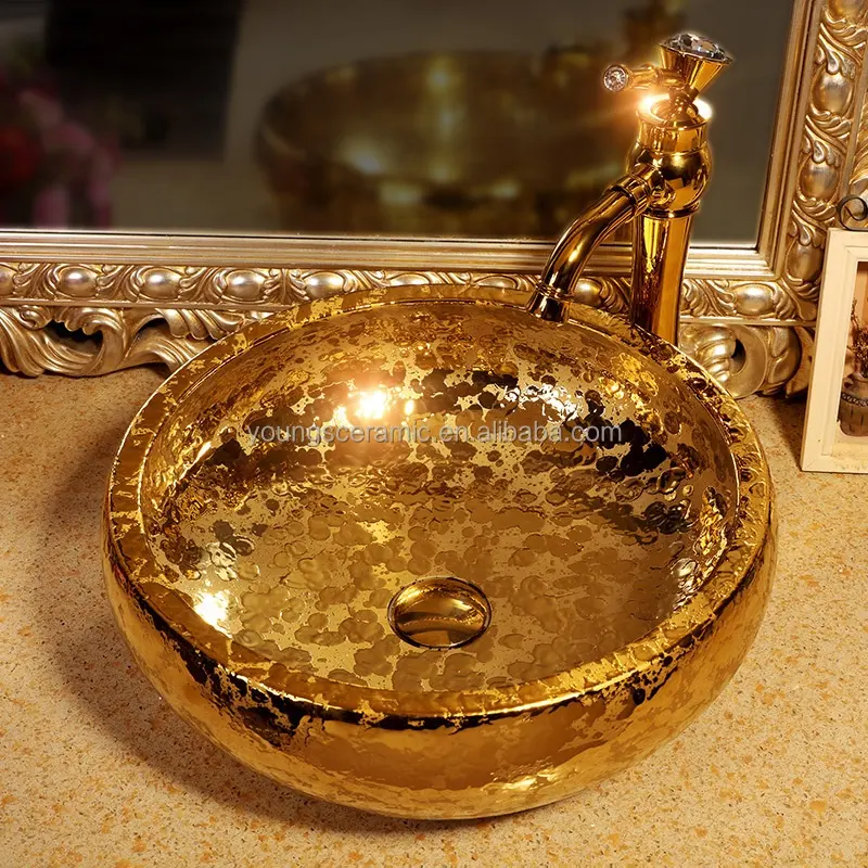 أحواض حمام سيراميك ذهبية اللون فاخرة فوق المنضدة حوض غسيل يدوي بورسلين وعاء علوي من مصنع جينغدتشن