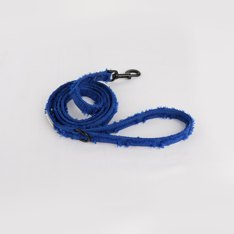 Royal blue traction rope leash