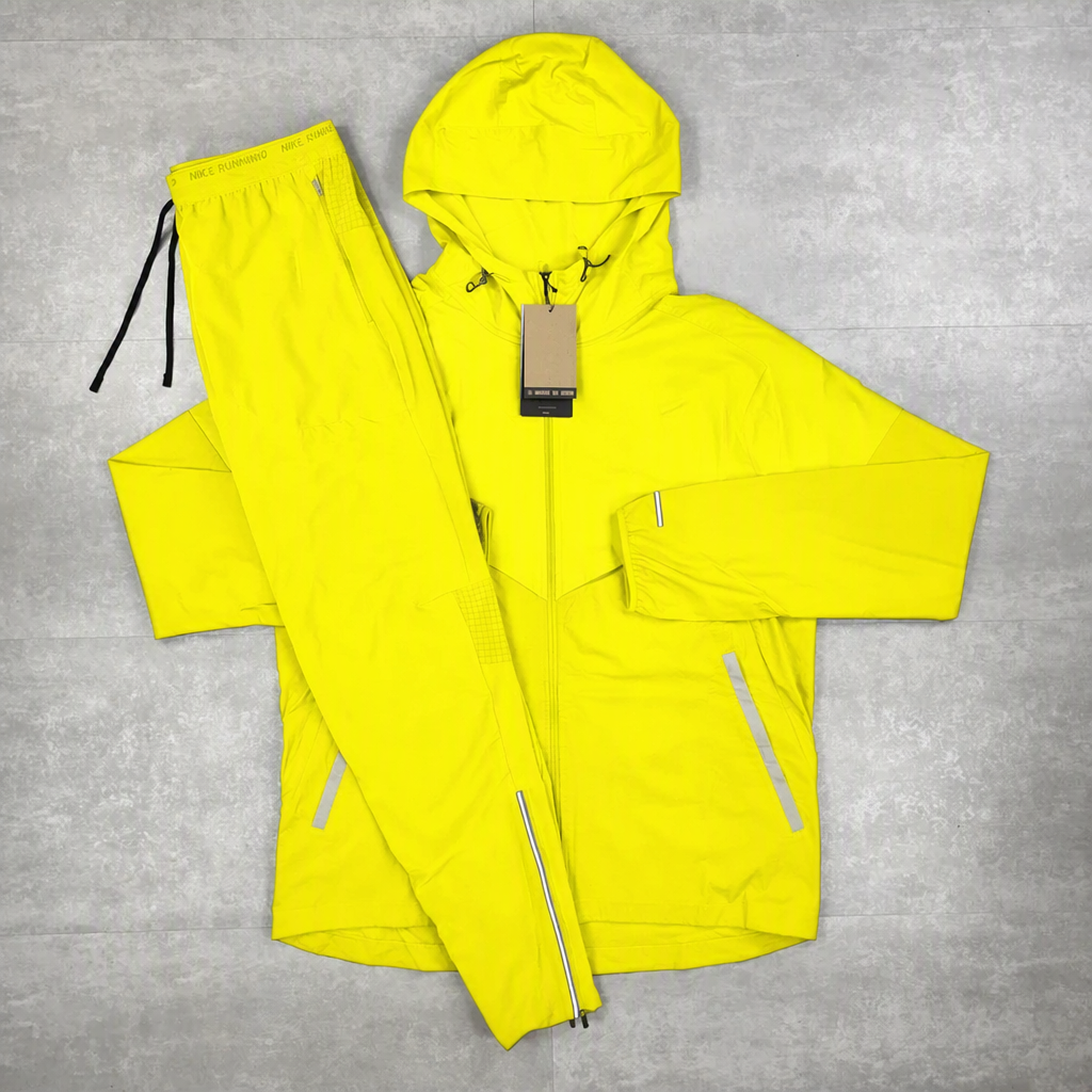 Jaune
