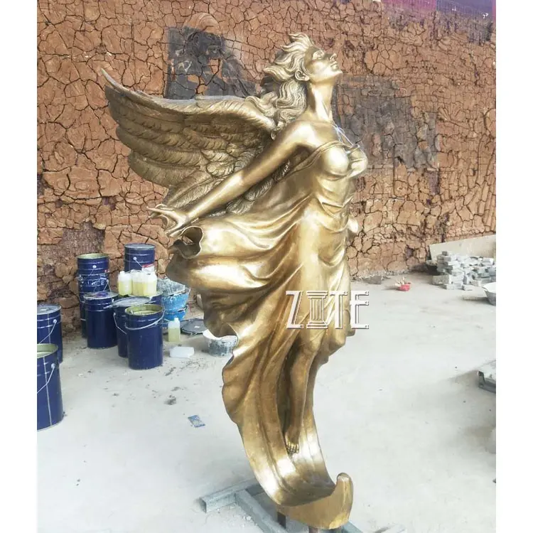 Vita dimensione del bronzo alato della ragazza di angelo fata scultura con uccello statua