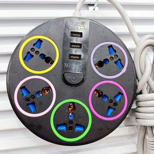 Enchufe de escritorio circular de estilo británico con placa de enchufe USB, placa de enchufe convertidor de enchufe de múltiples orificios para uso doméstico - Product Image 6