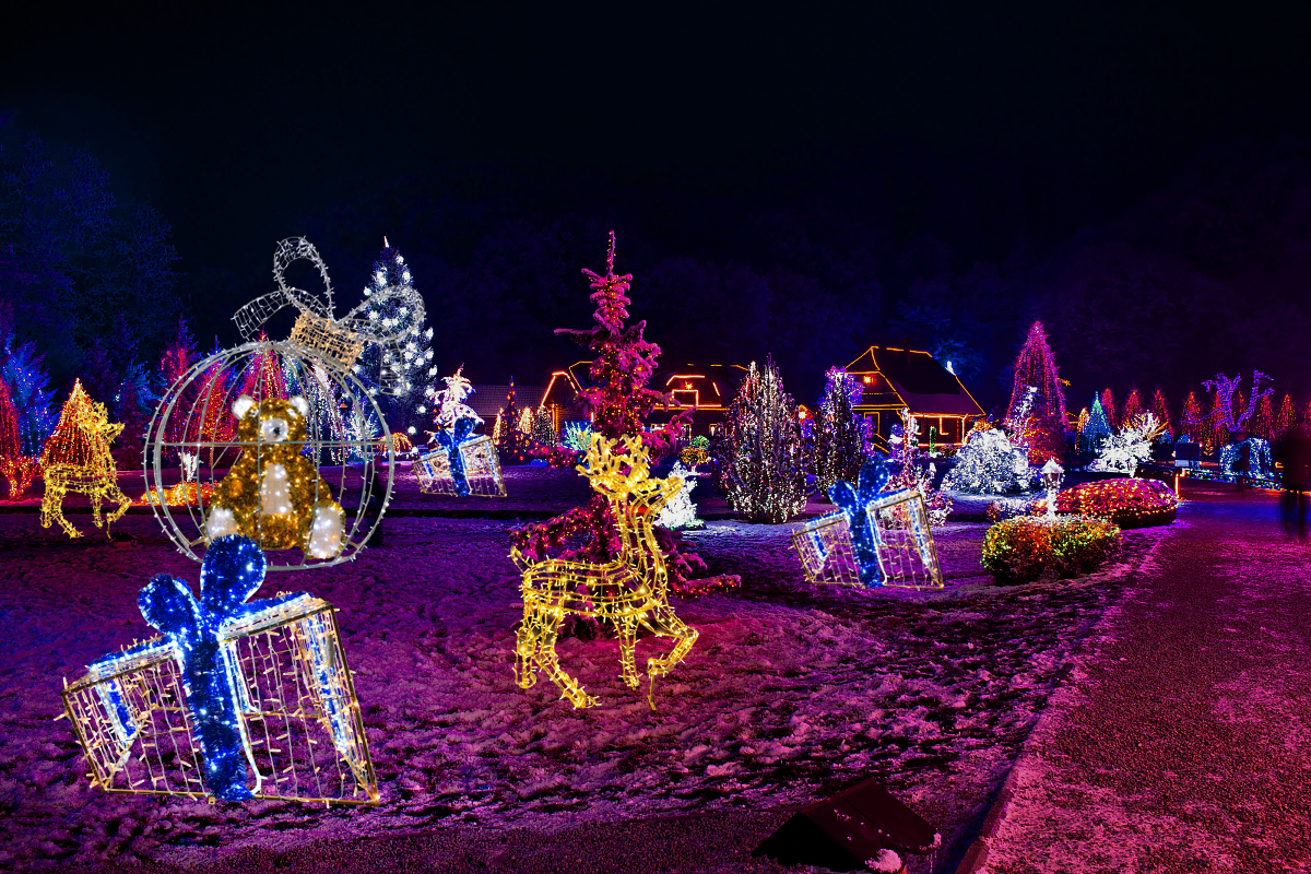 Holiday Lighting Custom Large Christmas Led Light Up Christmas Ornaments Lighted Christmas Box