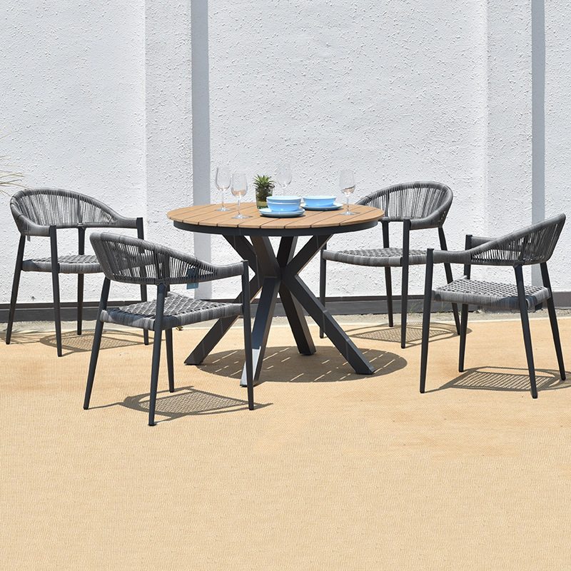 Landtech wood 100cm round table with 4 chairs