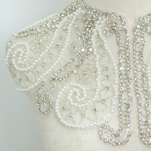 Hoge Kwaliteit Handgemaakte Kralen Parel Geborduurde Jurk Applique Naai-On Strass Voor Bruiden - Product Image 2