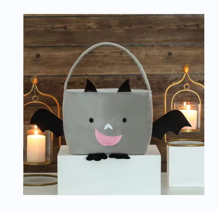 Bolsas fofas para Halloween, sacolas de doces para festas de Halloween, cestas de pelúcia com nome personalizado para Halloween, com nome de morcego ou Halloween