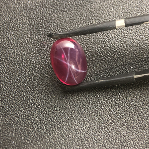 Satışa sentetik yakut kırmızı yakut Oval Cabochon 6 ışınları düz geri şeffaf yıldız yakut gevşek sentetik taş - Product Image 1
