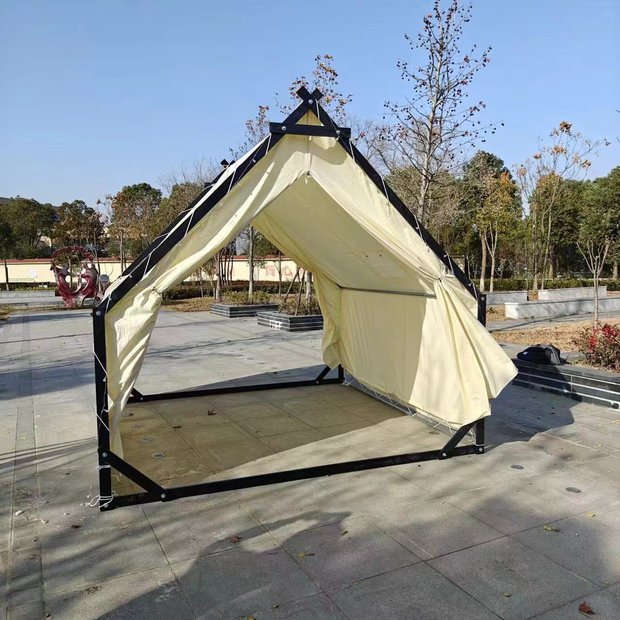 Triangular steel structure house 2*2 m (excluding floor)