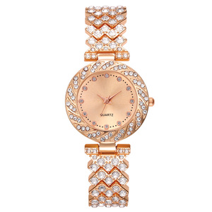 2024 New Fashionable Moissanitet Watches Women's Round Hands Versatile Quartz Iced Out Quartz Watch