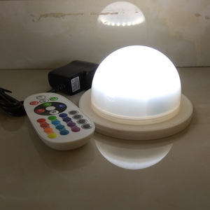 10ชิ้นจัดส่งรวดเร็วฟรีแบตเตอรี่ลิเธียมแบบไร้สาย RGB <span class=keywords><strong>LED</strong></span> สำหรับโคมไฟพร้อมไฟ