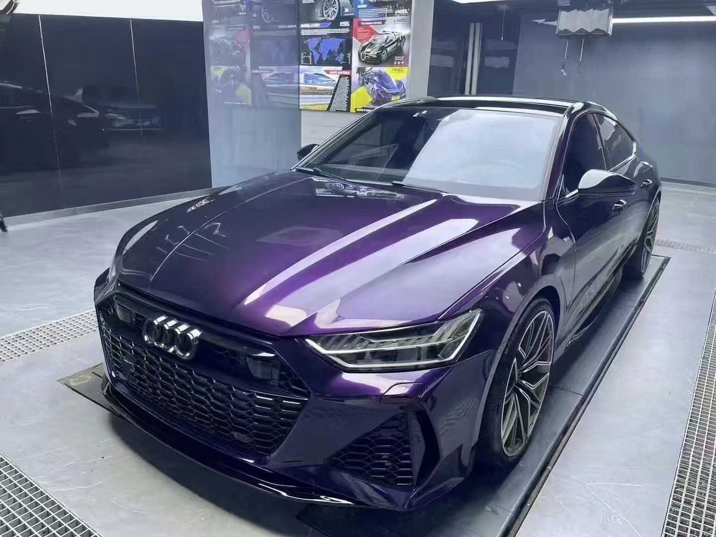 PET Audi Venise Violet