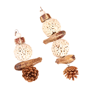 Thân Thiện Với Môi Gỗ Chim Đồ Chơi Trái Cây Tự Nhiên Hạt Chuỗi Sao Trái Cây Thông Nón Vẹt Căng Thẳng Cứu Trợ Bóng Đi kèm Trong Một Túi - Product Image 1