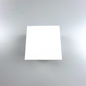 Di lusso vernice lucida verniciatura design scatola di legno come scatola di profumo accetta logo personalizzato bottiglie di profumo di lusso con confezione scatola