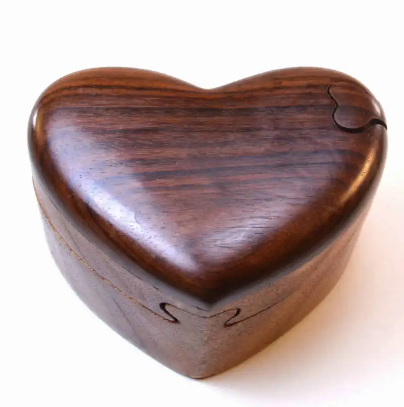 Caixa em forma de coração nirvana, caixa de madeira única em forma de coração