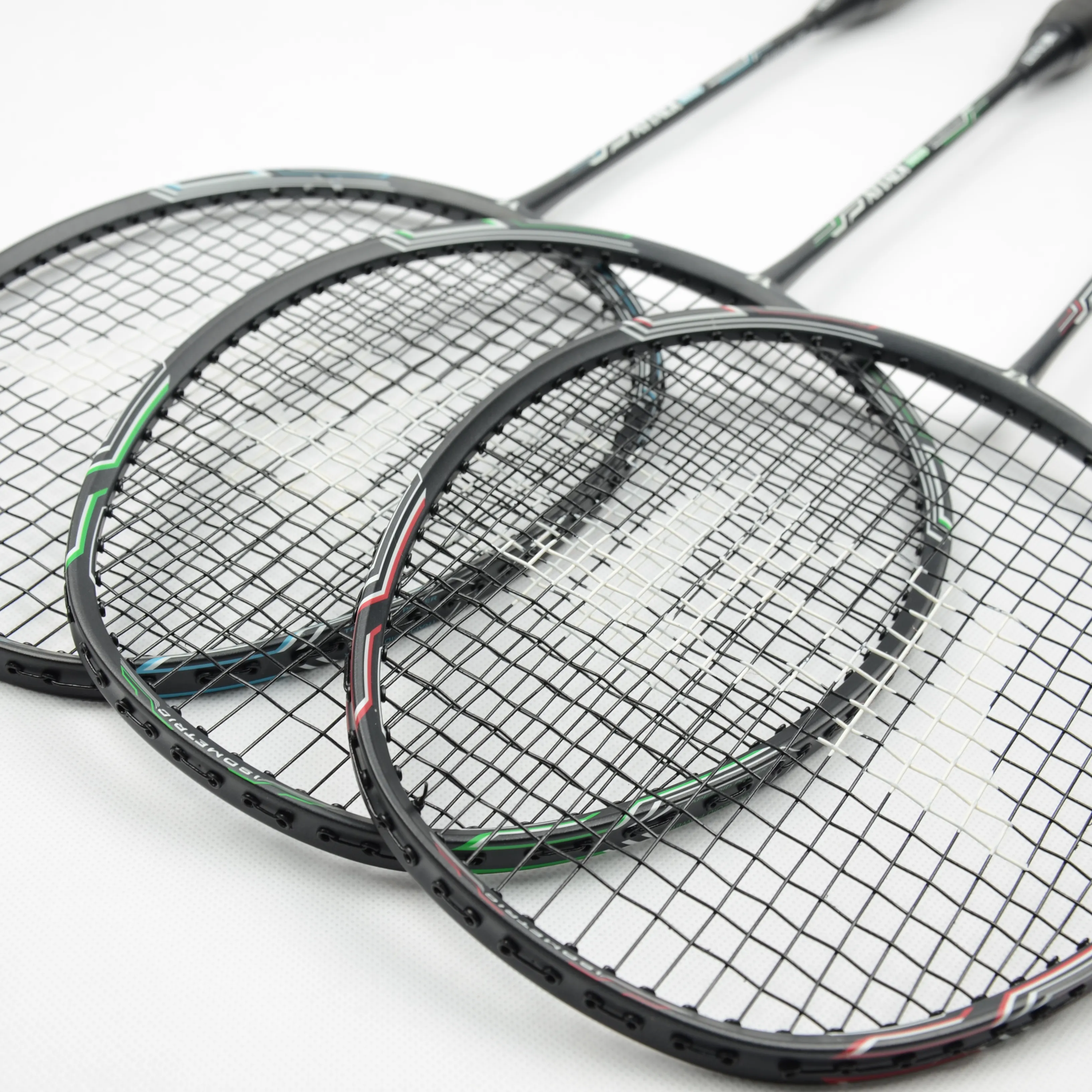 Intrattenimento sportivo nuovo design vendita diretta in fabbrica racchetta da badminton in alluminio mezzo carbonio per giocare