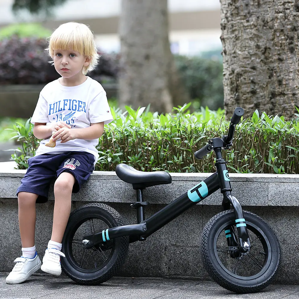 2021 도매 12 인치 알루미늄 어린이 균형 자전거 아이 스포츠 경량 자전거 소년