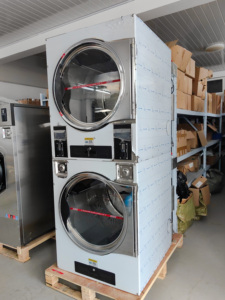 洗濯機コイン式商用洗濯装置タッチ画面制御スタック乾燥機効率