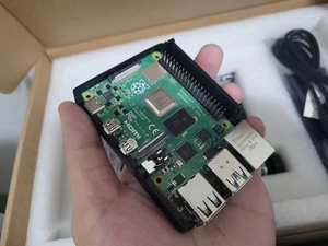 Metal <strong>case</strong> for <strong>Raspberry</strong> <strong>Pi</strong> 4 - Product Image 4