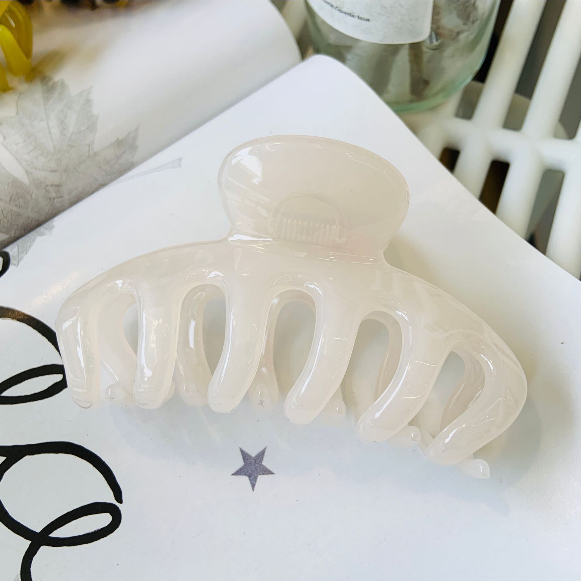 Jelly white-butterfly buckle dragon bone-11cm