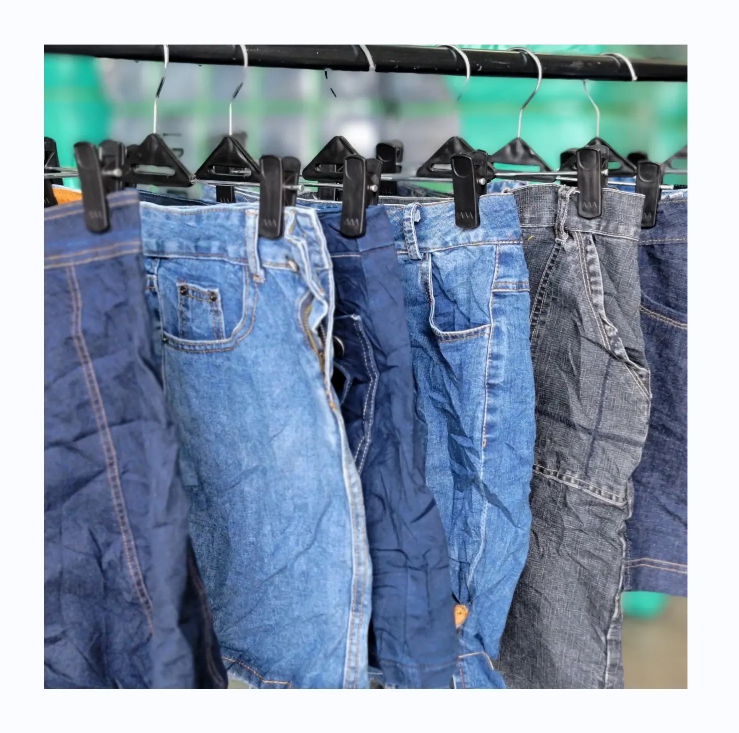 Prezzo a buon mercato all'ingrosso fabbrica diretto usato vestiti balle di alta qualità di seconda mano abbigliamento usato signore Jeans Shorts estate adulti