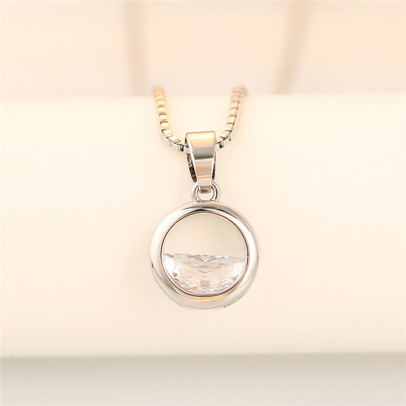 XL607 white gold