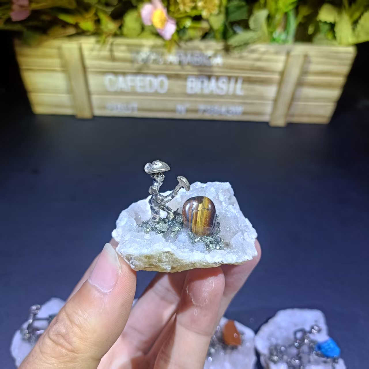 Géode claire de quartz