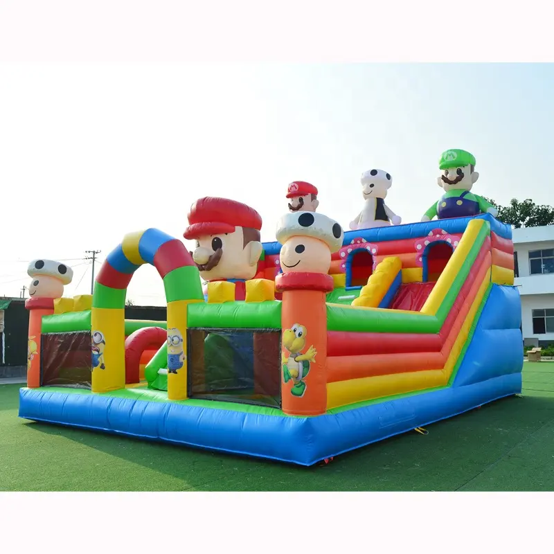 Yeni tasarım şişme oyun parkı şatosu slayt ile karikatür şişme çocuklar jumper zıplayan üçlü kaydırak