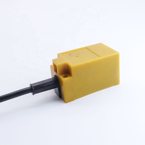 TL-N10MF1-Z Three-wire PNP NO DC10-30V 15MM 10mm Small square <strong>Proximity</strong> Switch Inductive <strong>Sensor</strong> - Product Image 1