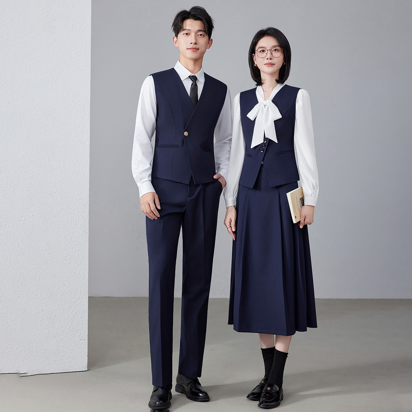 Male navy vest+pants+white shirt