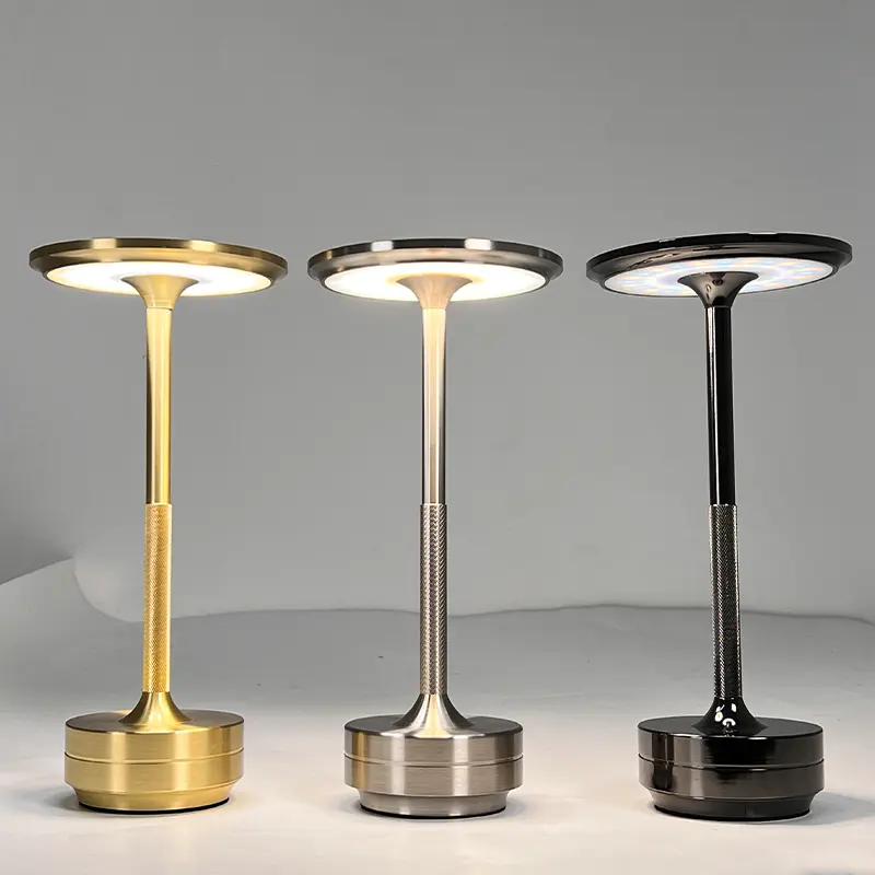 Dropshipping lampe bureau Dimmable Modern Wireless Rechargeable Bed side Cordless LED Electroplated Metal Cordless Table Lamp