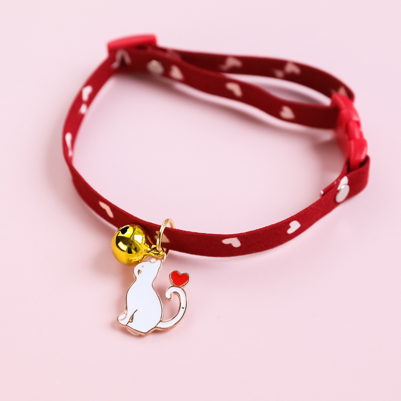 Gatito Corazón Rojo