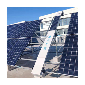 Macchina automatica dell'attrezzatura del pannello del pulitore del Robot per la pulizia del modulo solare fotovoltaico a terra