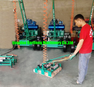 Abrazaderas de bloque de hormigón, Máquina manual de motor de china para fabricación de bloques, precio - Product Image 4