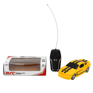 ベストセラー2ch1: 24スケールエミュレーションリモートコントロールカーRCおもちゃレーサーモデルラジコンカープロモーションギフト男の子用
