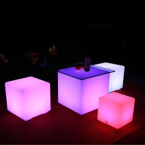 パーティーデコレーションLEDグローキューブLEDチェア
