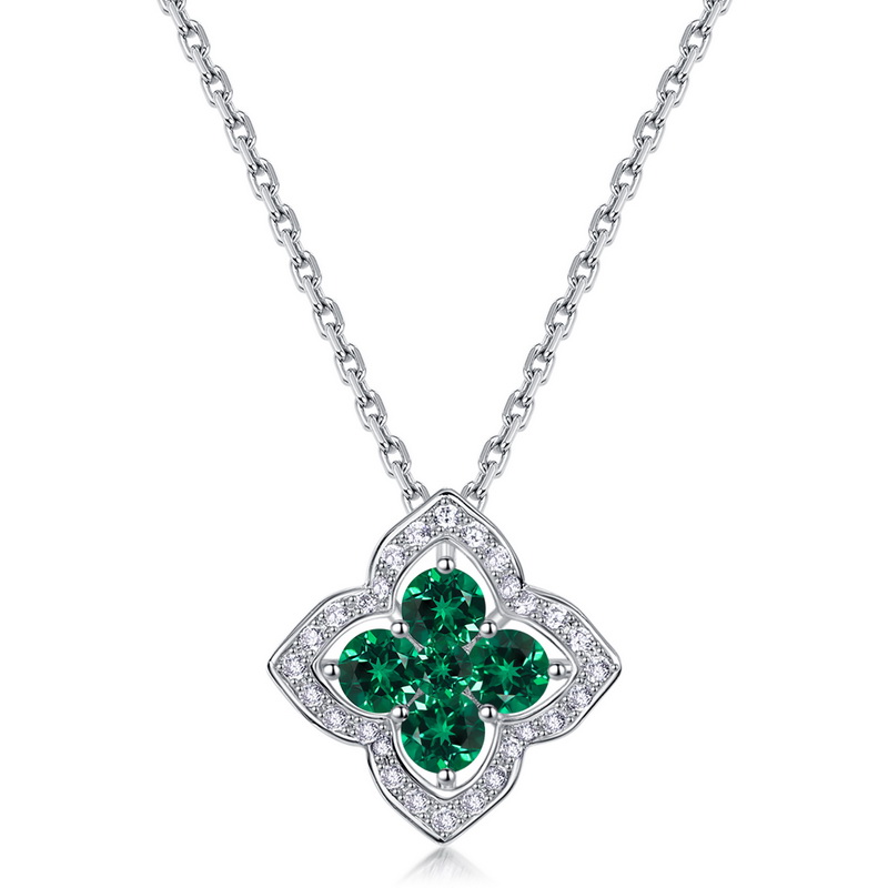lab grown emerald Without necklace
