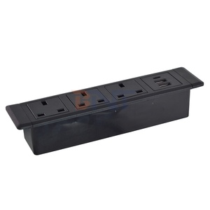 Enchufes de alimentación multifuncionales de escritorio con 3 enchufes de CA y 2 * enchufes de carga USB A + 1 * USB C - Product Image 3