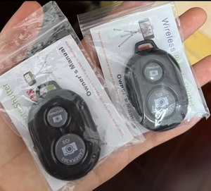 Senza fili per il telefono Bluetooth otturatore remoto pulsanti esterni rilasciare il pulsante della fotocamera Selfie di controllo per gli smartphone Blue Tooth Rem - Product Image 5
