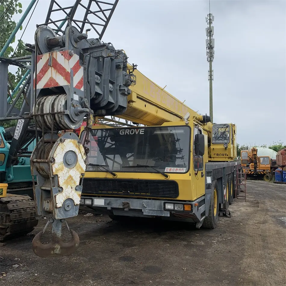 Grue de camion d'occasion dédie aux états-unis, 130Ton AT5130, en promotion, 300 kg, originale