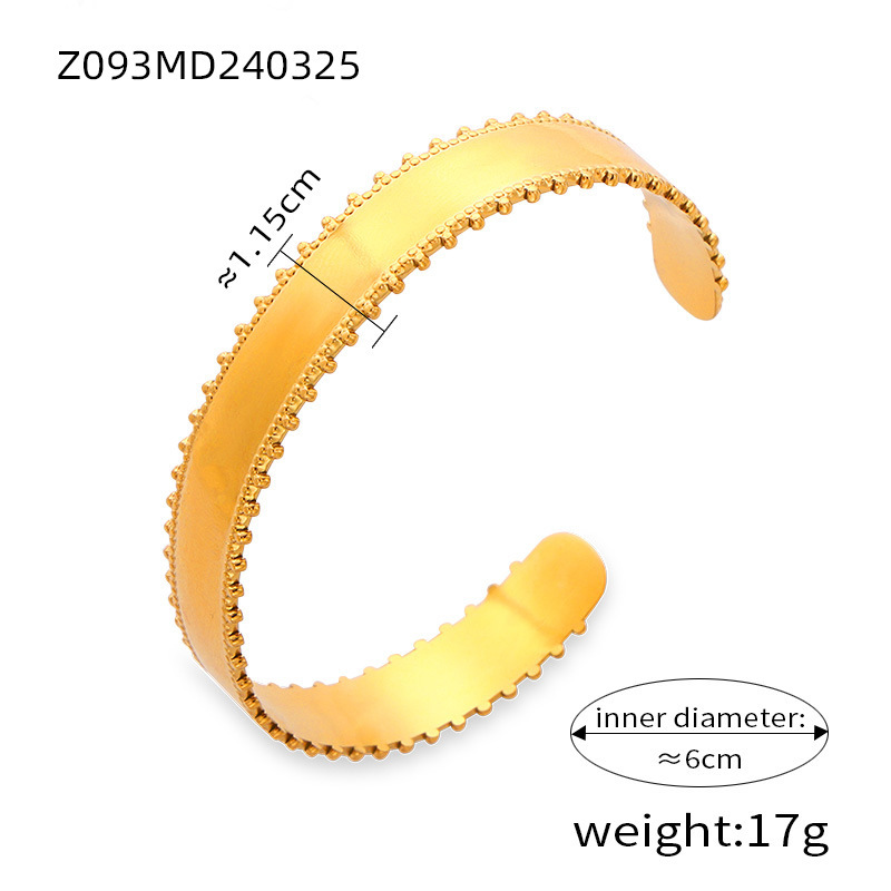 CB110--golden bracelet