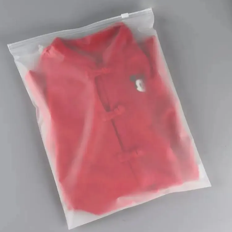 Venta al por mayor personalizado esmerilado CPE Slider cremallera bolsa de polietileno camiseta de plástico Zip Lock ropa bolsas de embalaje