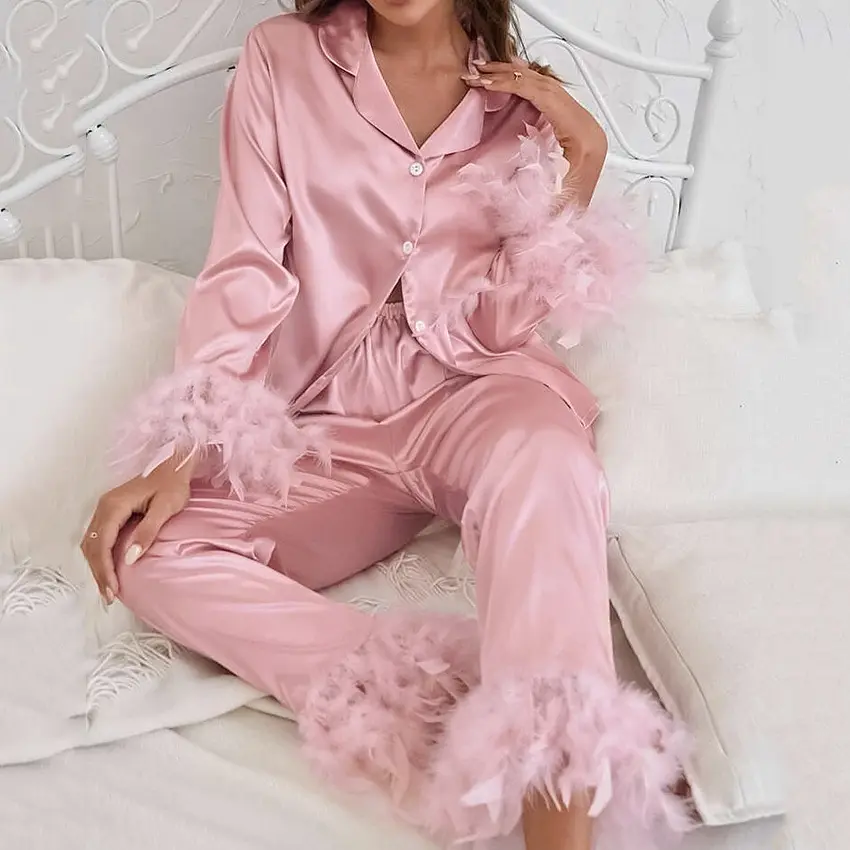 Vêtements de nuit érotiques sexy quatre pièces pour femmes Pijama, pyjama de luxe de haute qualité pour femmes ensemble/