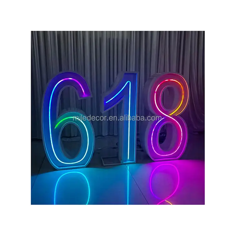 Vendita calda 4ft RGB numero per la decorazione del partito gigante in metallo Led lettere per il compleanno di nozze