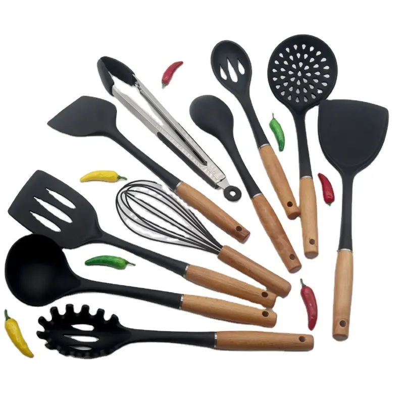 2023 nuevo diseño utensilios de cocina de silicona 11 piezas Juego de utensilios de cocina con mango de madera