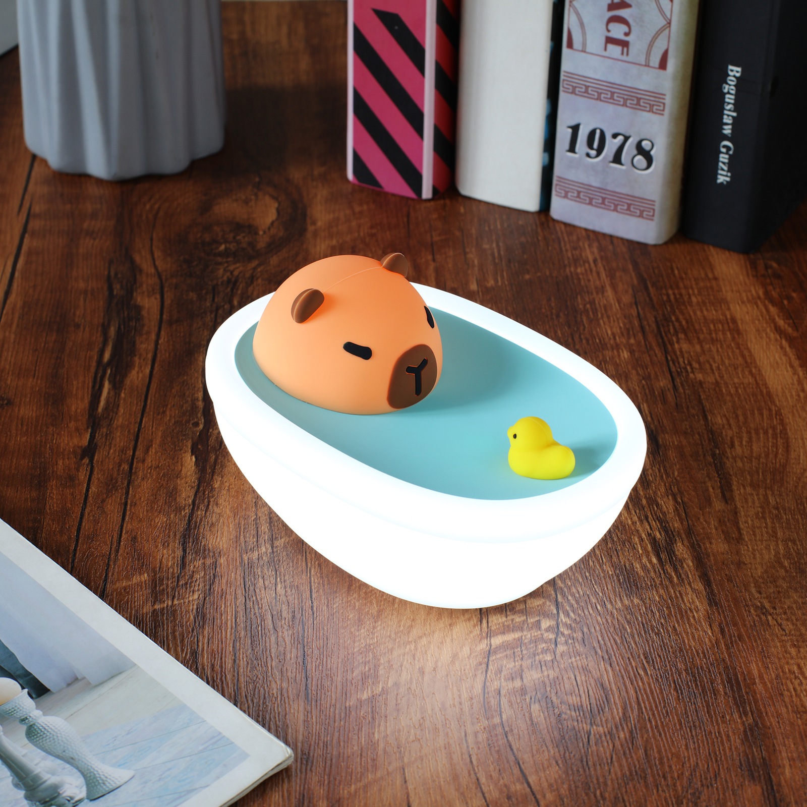 Capybara bathtub night light