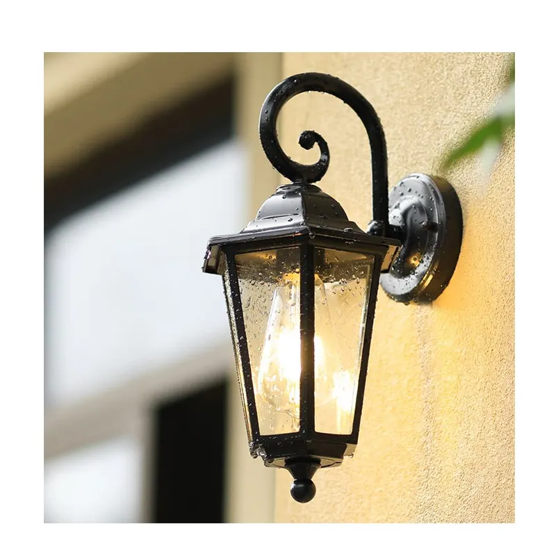 Hete Verkoop Antieke Tuin Decoratieve Buitenkant Hekwerk Verlichting Aluminium Wandlamp Vintage Outdoor Muur Lantaarn Licht Led Glas 80 85