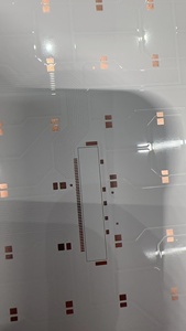 แผงวงจร PCB หลายชั้น Fr4สารหน่วงไฟชิ้นส่วนอะไหล่การออกแบบตาม OEM/ODM - Product Image 4