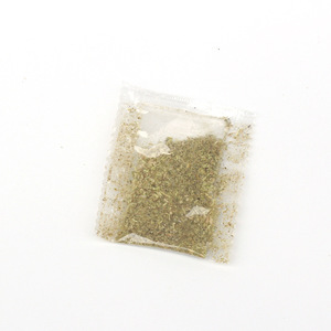 Venta al por mayor, hierba gatera en un tarro, bolsa de hierba gatera fresca seca, 1g, 5G, juguetes de peluche para gatos, bolsa de repuesto para gatos